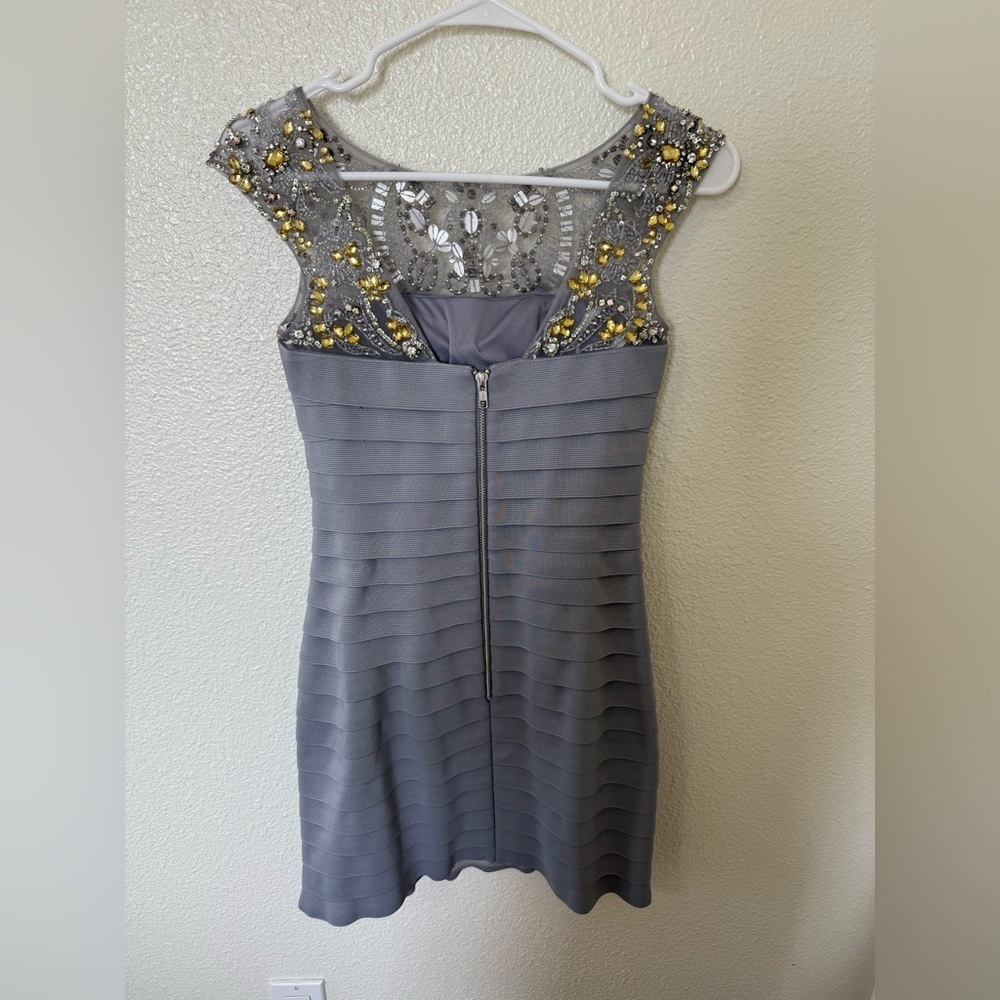 Sherri Hill Gray Bodycon Dress Size 2 - Picture 3 of 5